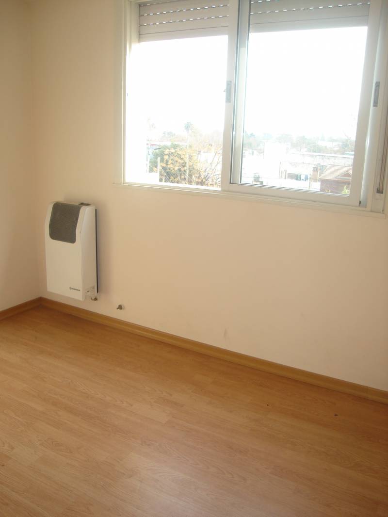 Lorenzo Lopez al 400 · Pilar — foto 10