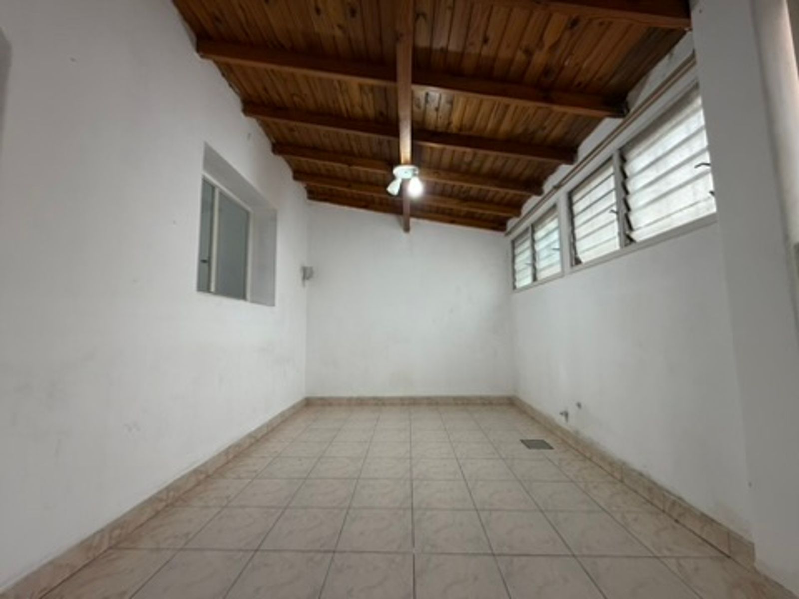 Schimdel 5250 · Villa Luro — foto 4