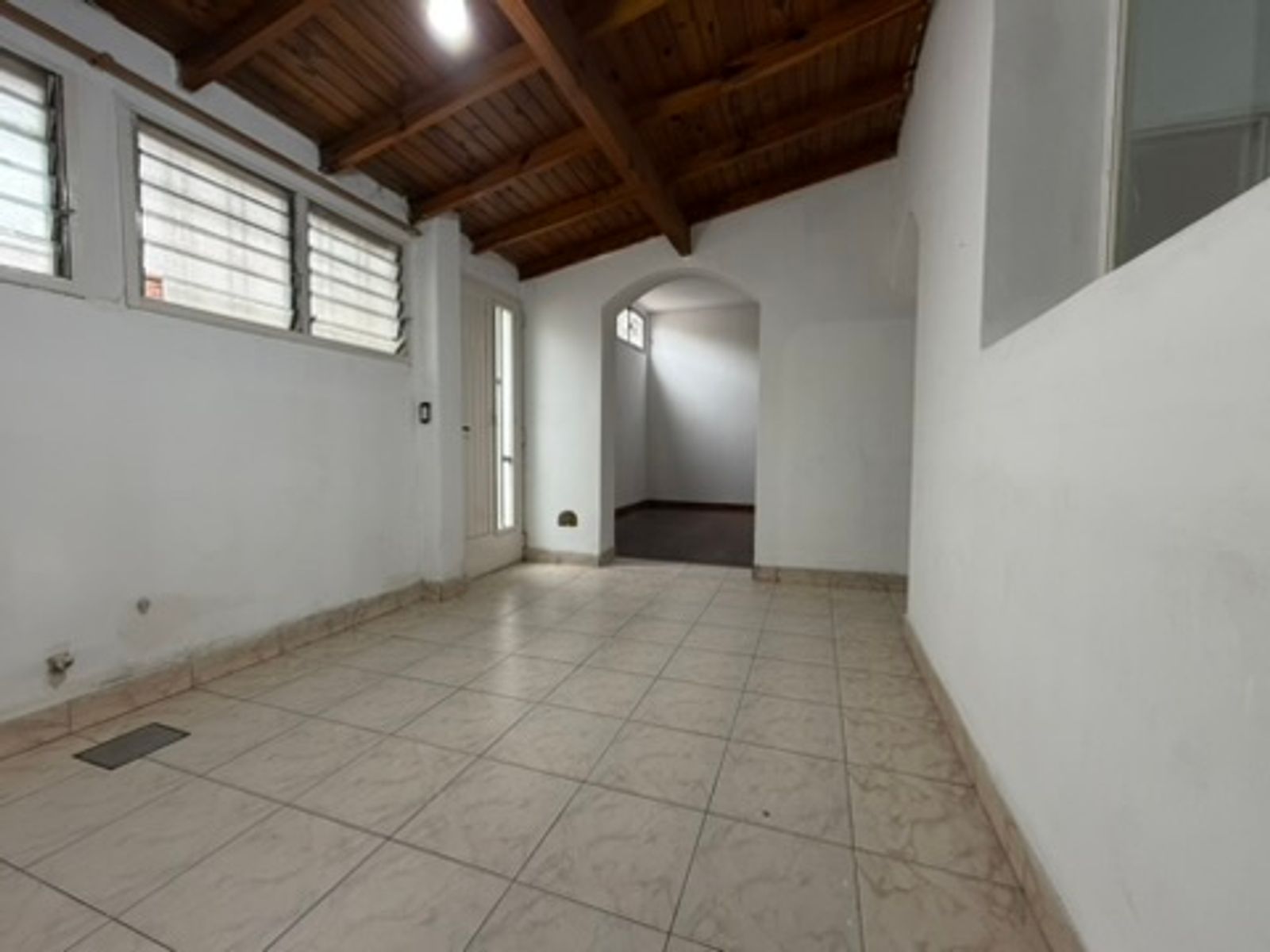 Schimdel 5250 · Villa Luro — foto 6