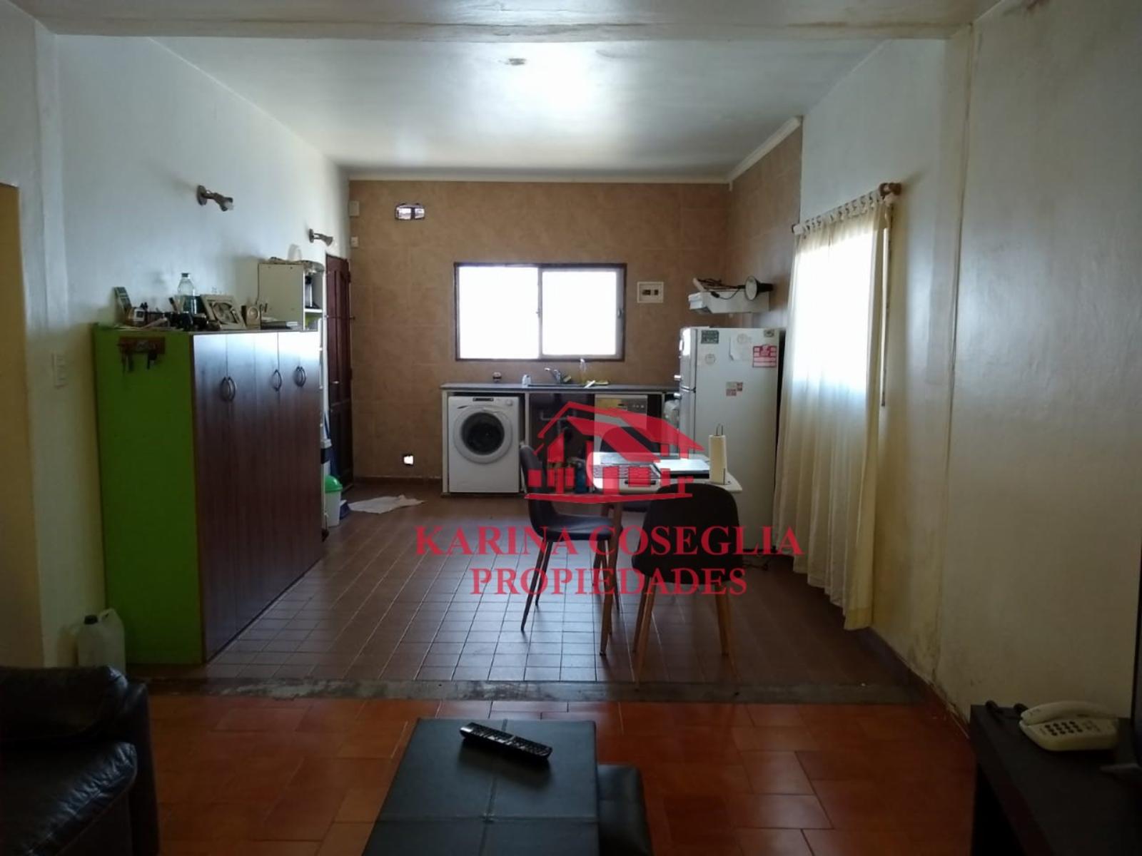 CASA EN VENTA CON UN LOCAL . SAN MIGUEL