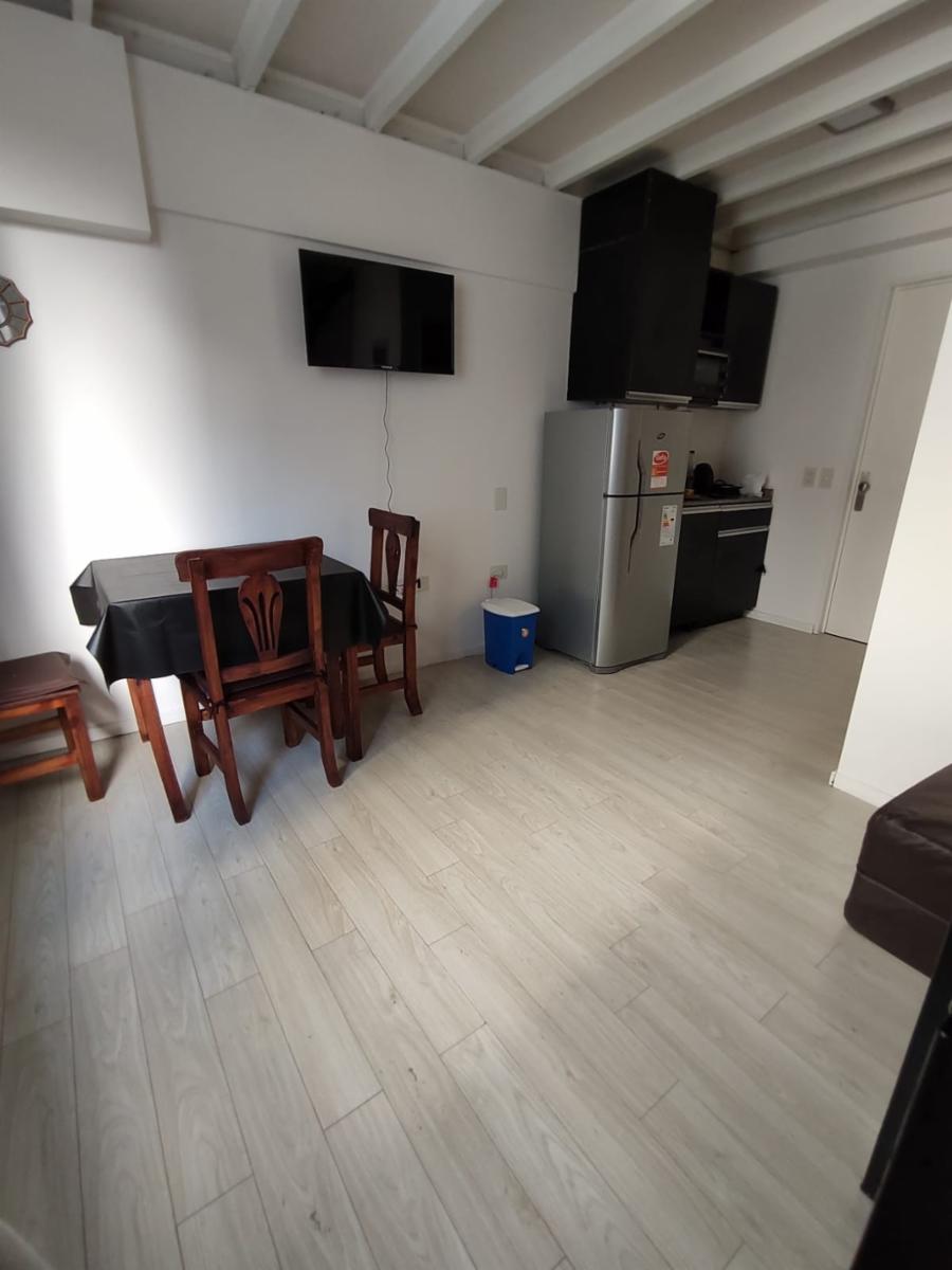 Peron 4171 · Almagro — foto 4