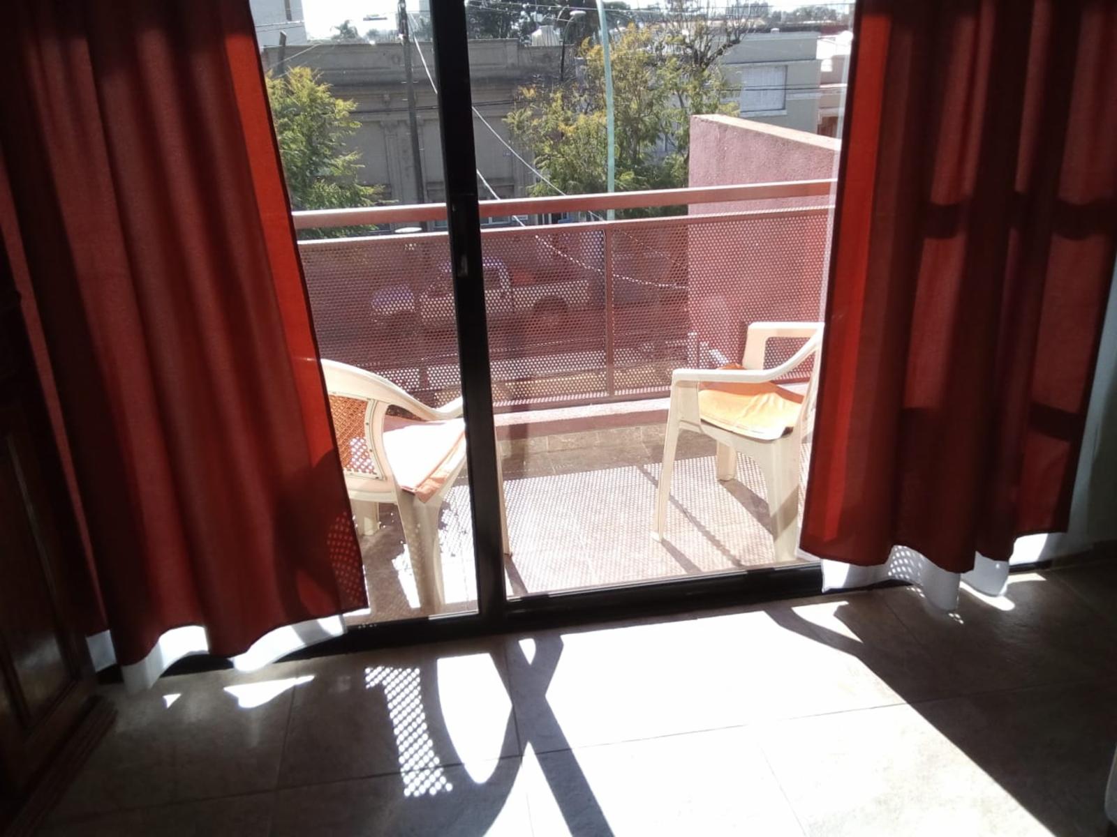 Departamento céntrico, luminoso y buena ventilación