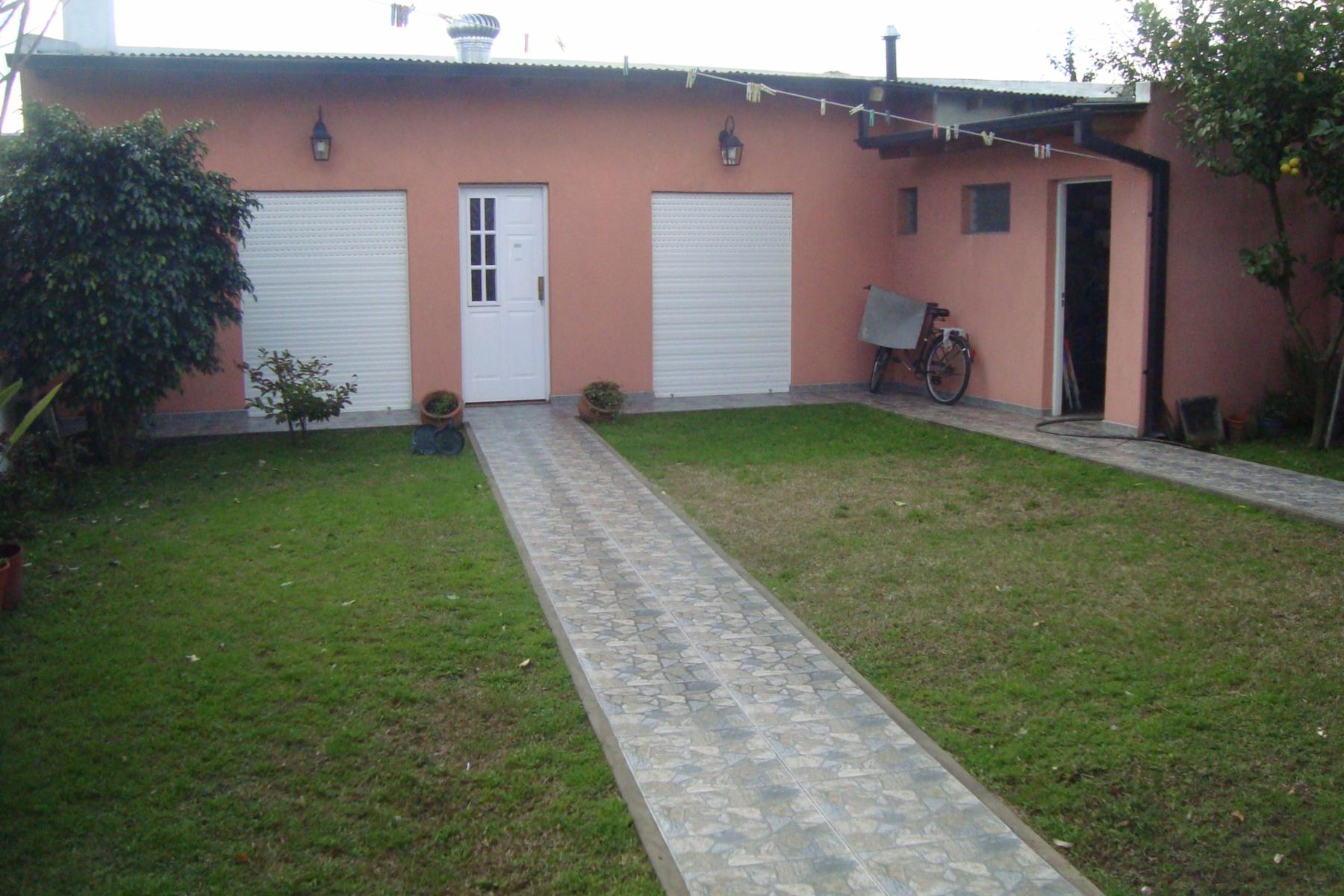 ITALIA AL 600 · Almirante Brown — foto 12