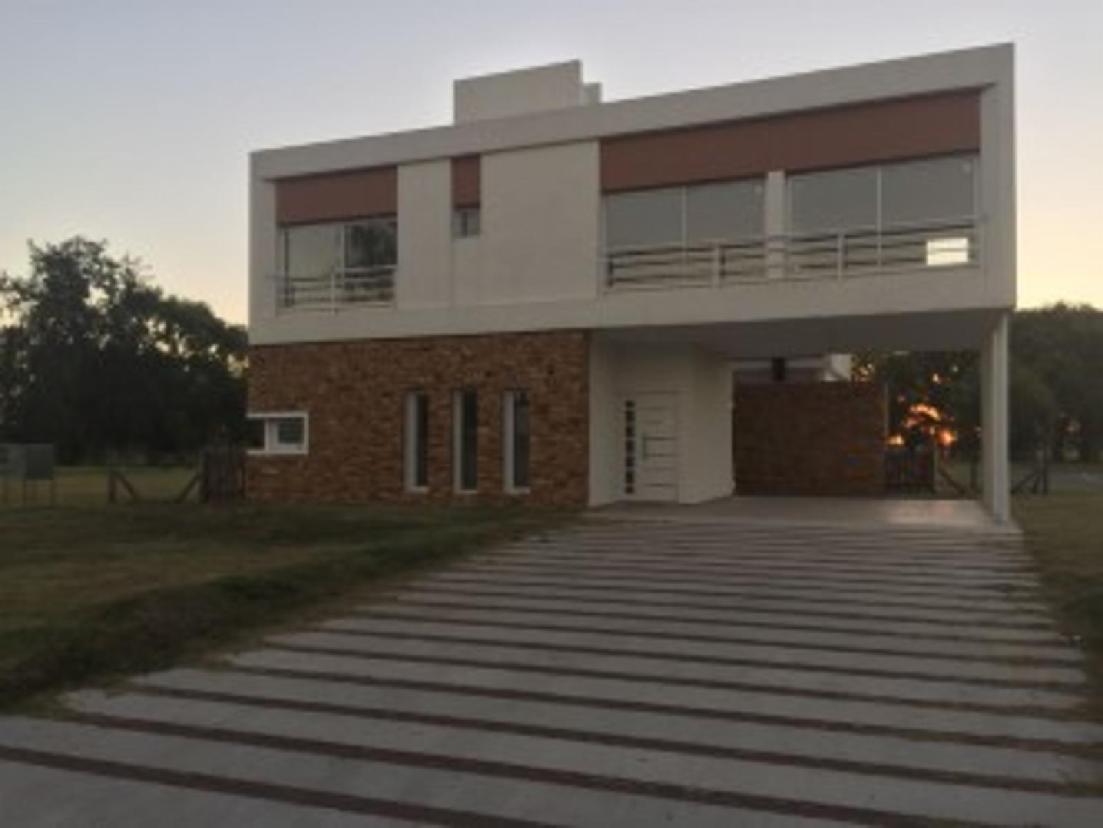 Los Robles · Ezeiza — foto 13