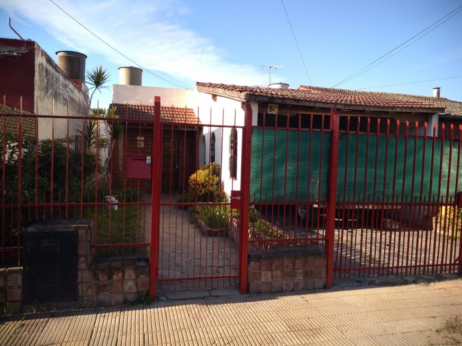 CASA 4 AMB C/ PARQUE Y PISCINA - VILLA BALLESTER