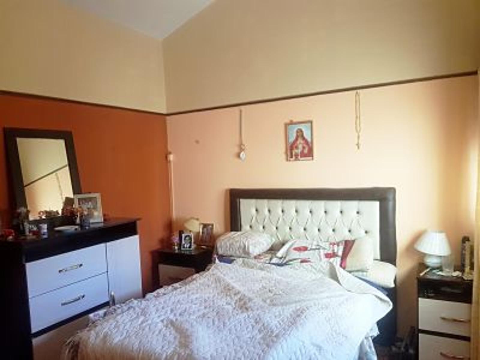 CASA 2 DORMITS. CON DEPTO - A 6 CDRS DEL CENTRO NUEVO - CARLOS PAZ · Punilla — foto 6