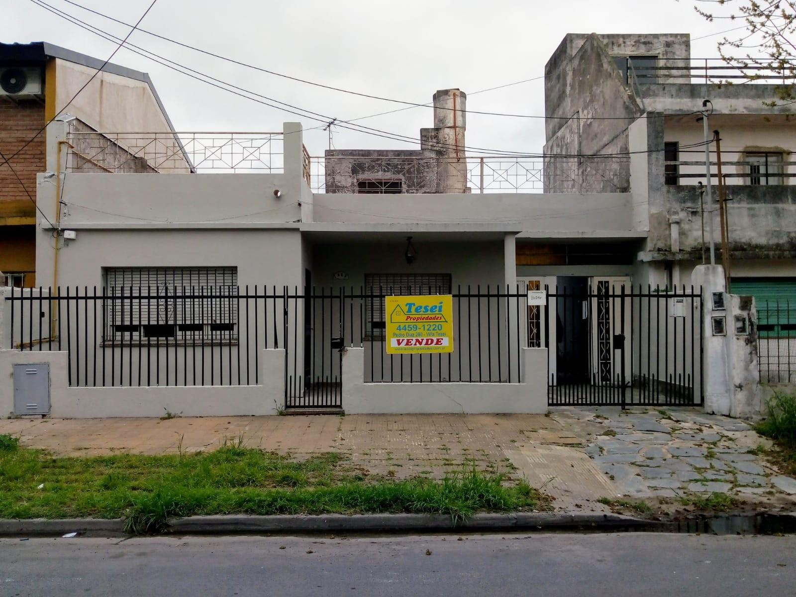Casa + departamento en venta, W. C. Morris, Hurlingham