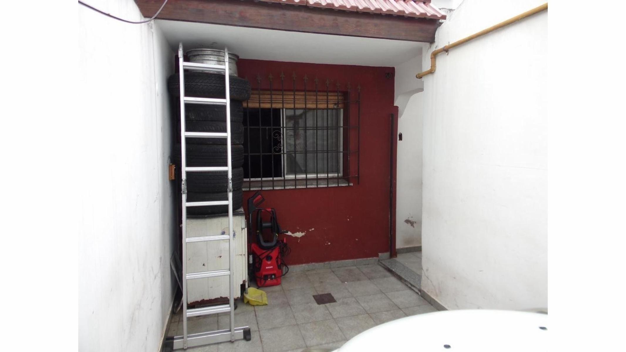 Tacuari 1000 · La Matanza — foto 8