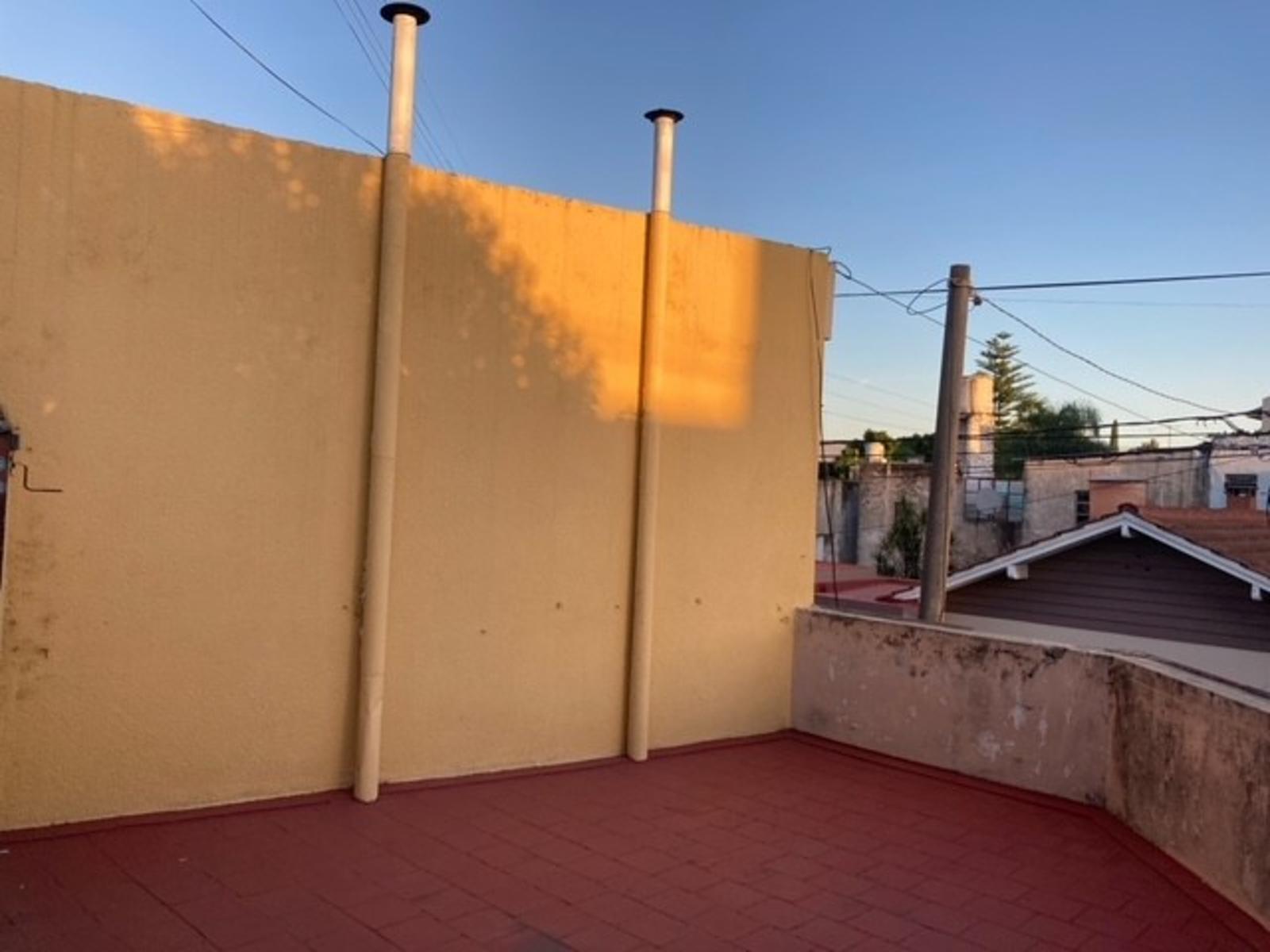 Brasil 264 · Morón — foto 17