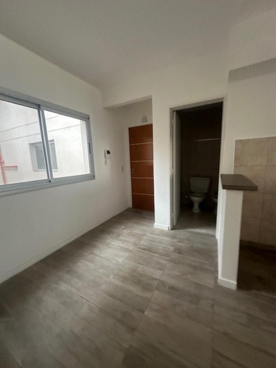 CORVALAN 460 · Villa Luro — foto 8