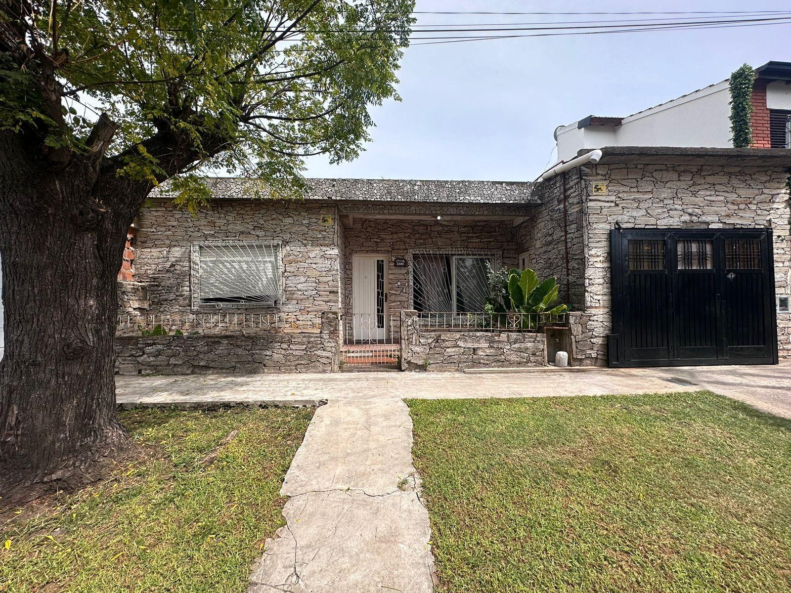 Casa en Venta en Villa Tesei, Hurlingham, Buenos Aires. PLANOS APROBADOS