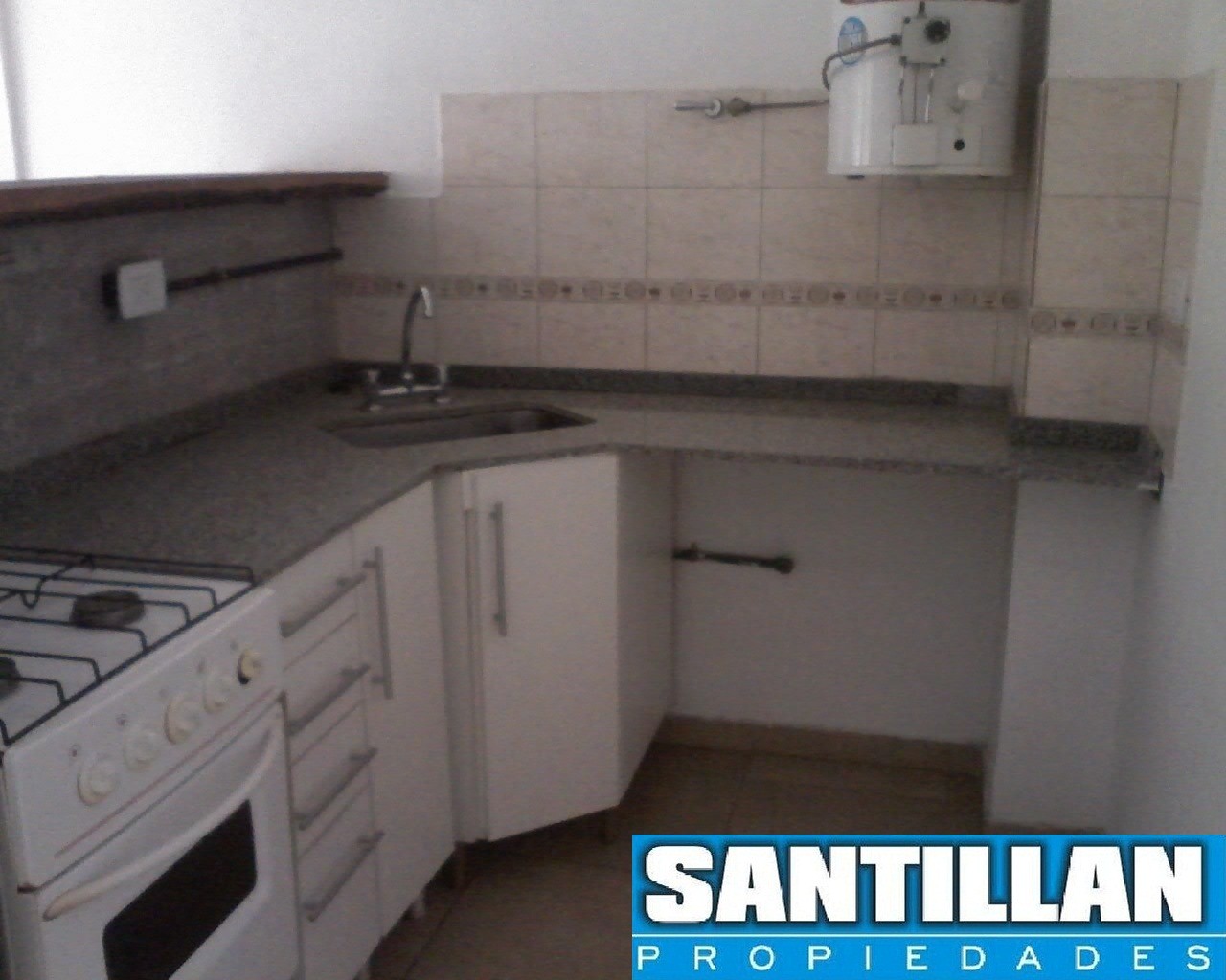DEPARTAMENTO 2 AMBIENTES. MORON