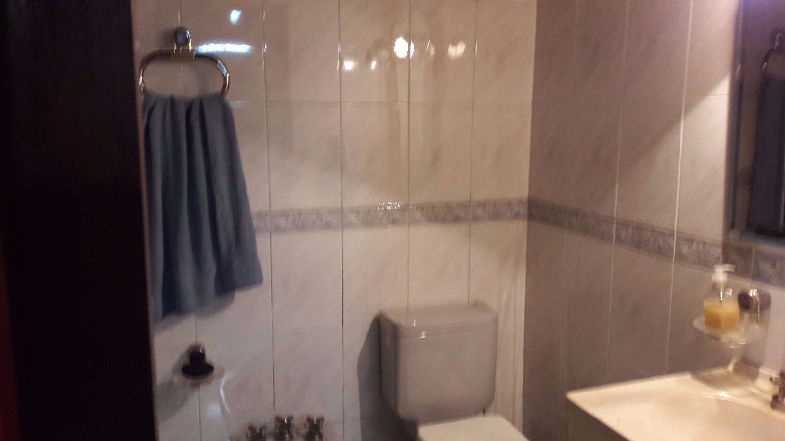 Padre Castañer al 1400 · Morón — foto 3