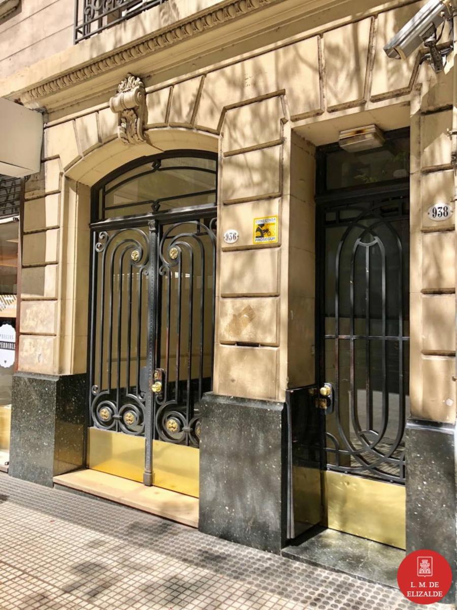 Av. Santa Fe 936 y Suipacha - Oficina 228m2 - Retiro