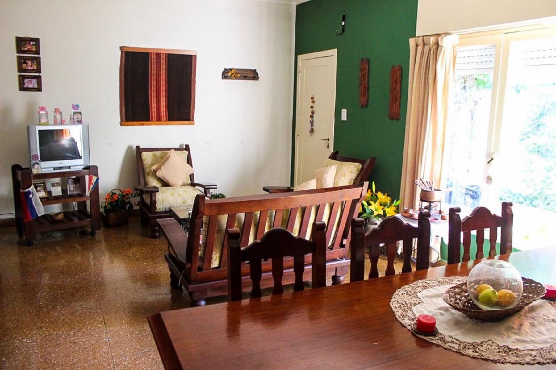 Esteban de Luca al 50 · Hurlingham — foto 3