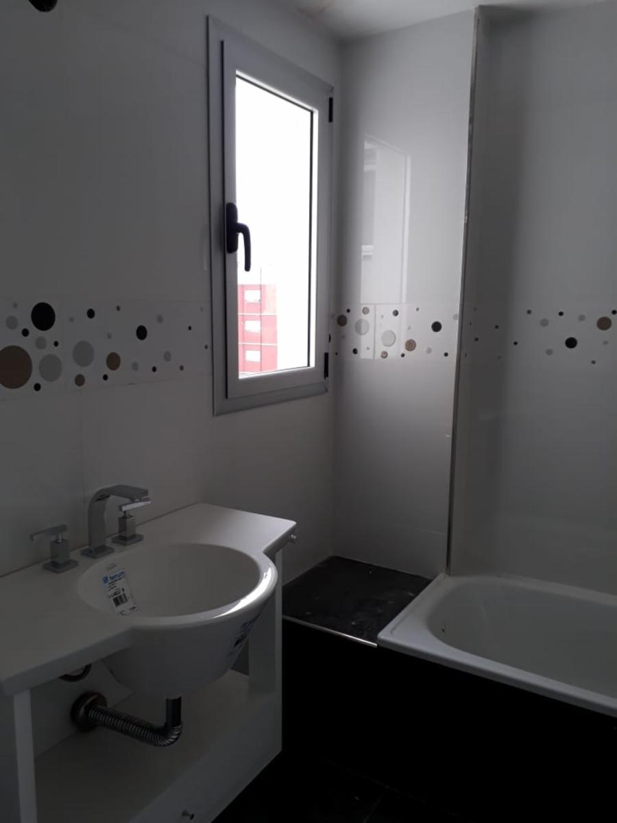 Gob. Irigoyen 200 · Lanús — foto 10