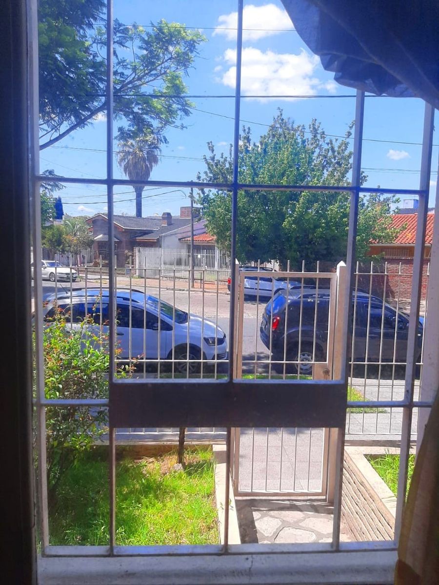 Lambare 1100 · Morón — foto 16