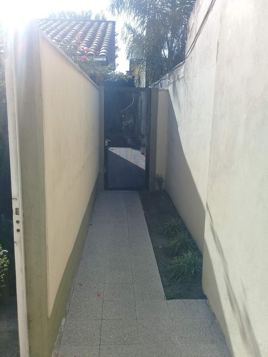Lambare 1100 · Morón — foto 31