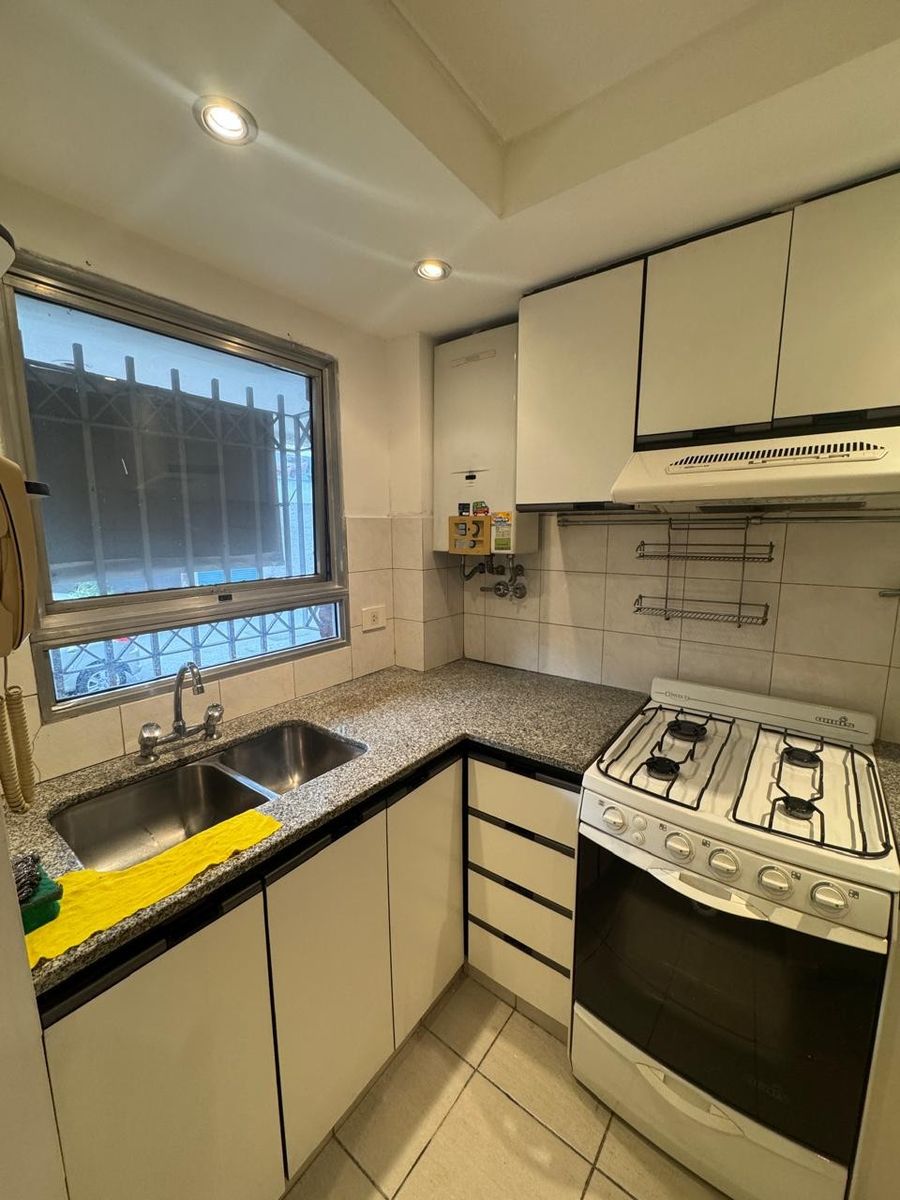 DEL VALLE IBERLUCEA 5216 · Lanús — foto 6