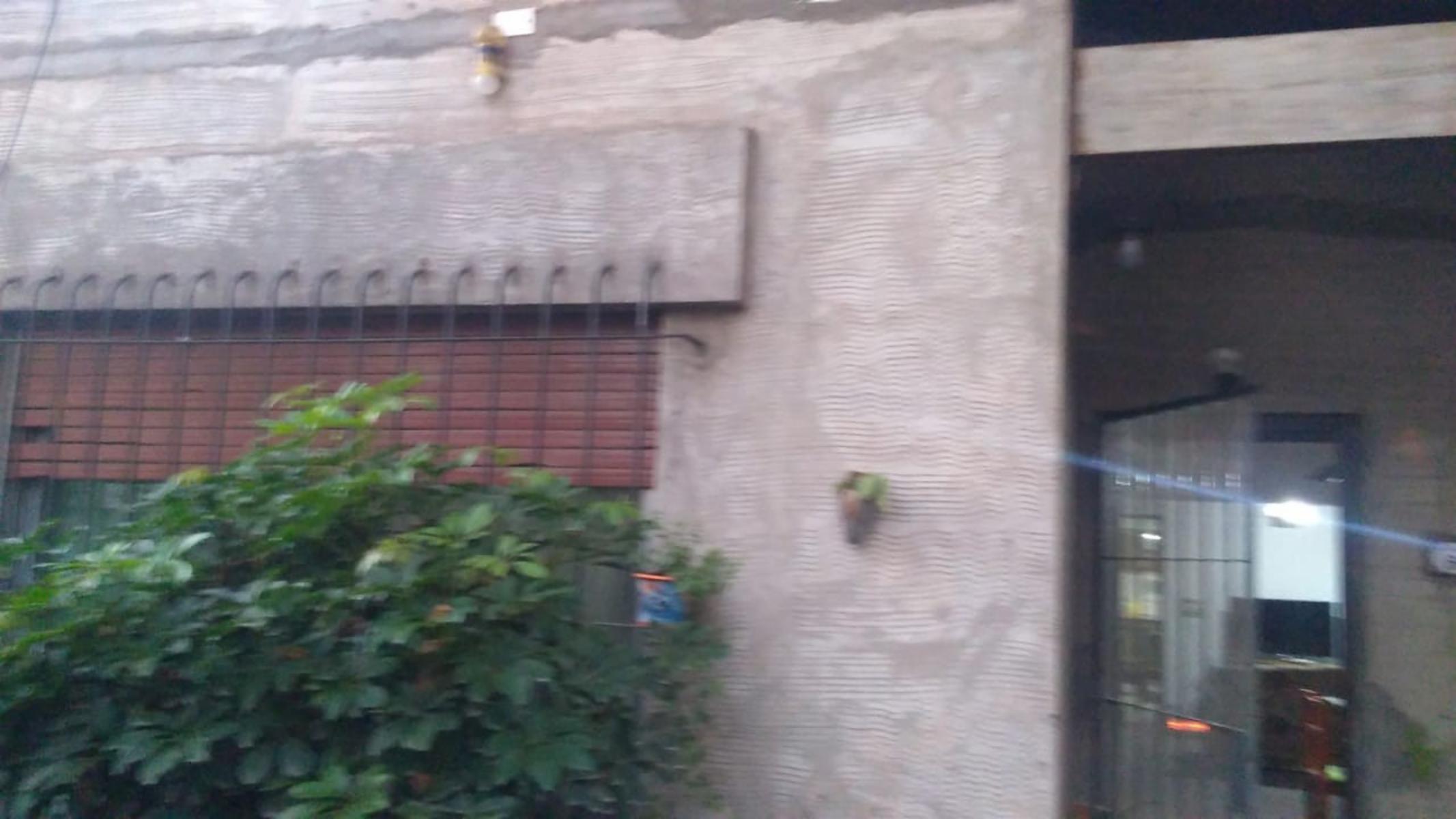RAMON CABOT N°688 · Escobar — foto 3