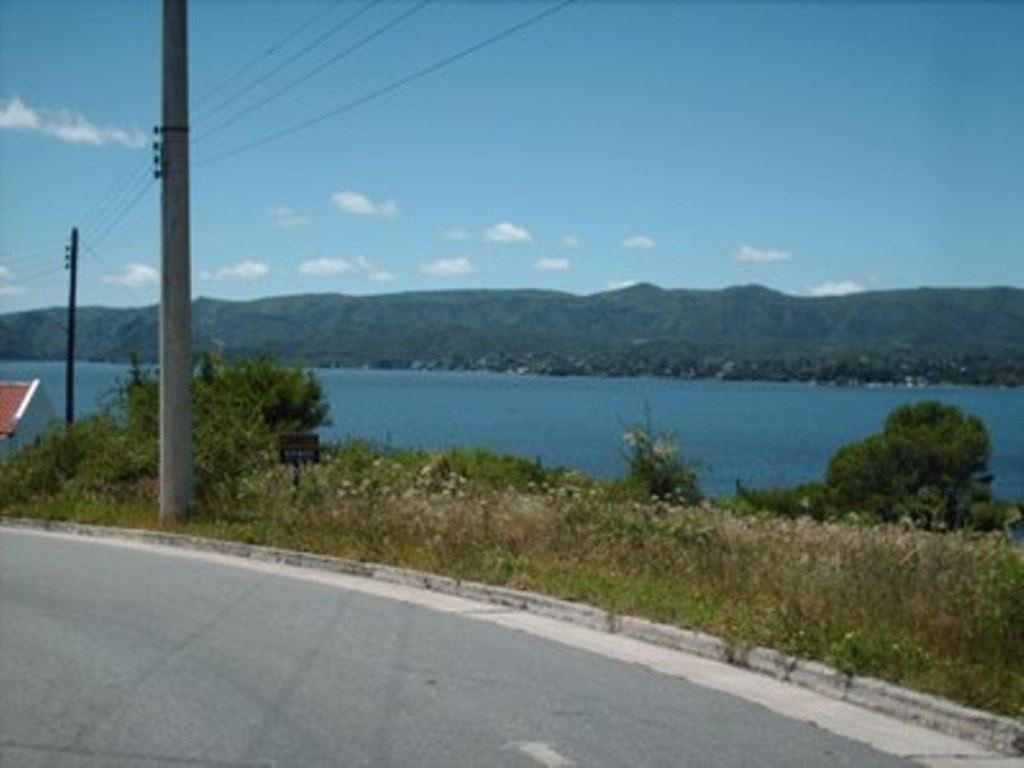 2 TERRRENOS EN CARLOS PAZ CON LA MEJOR VISTA AL LAGO. LOTES DE CATEGORIA
