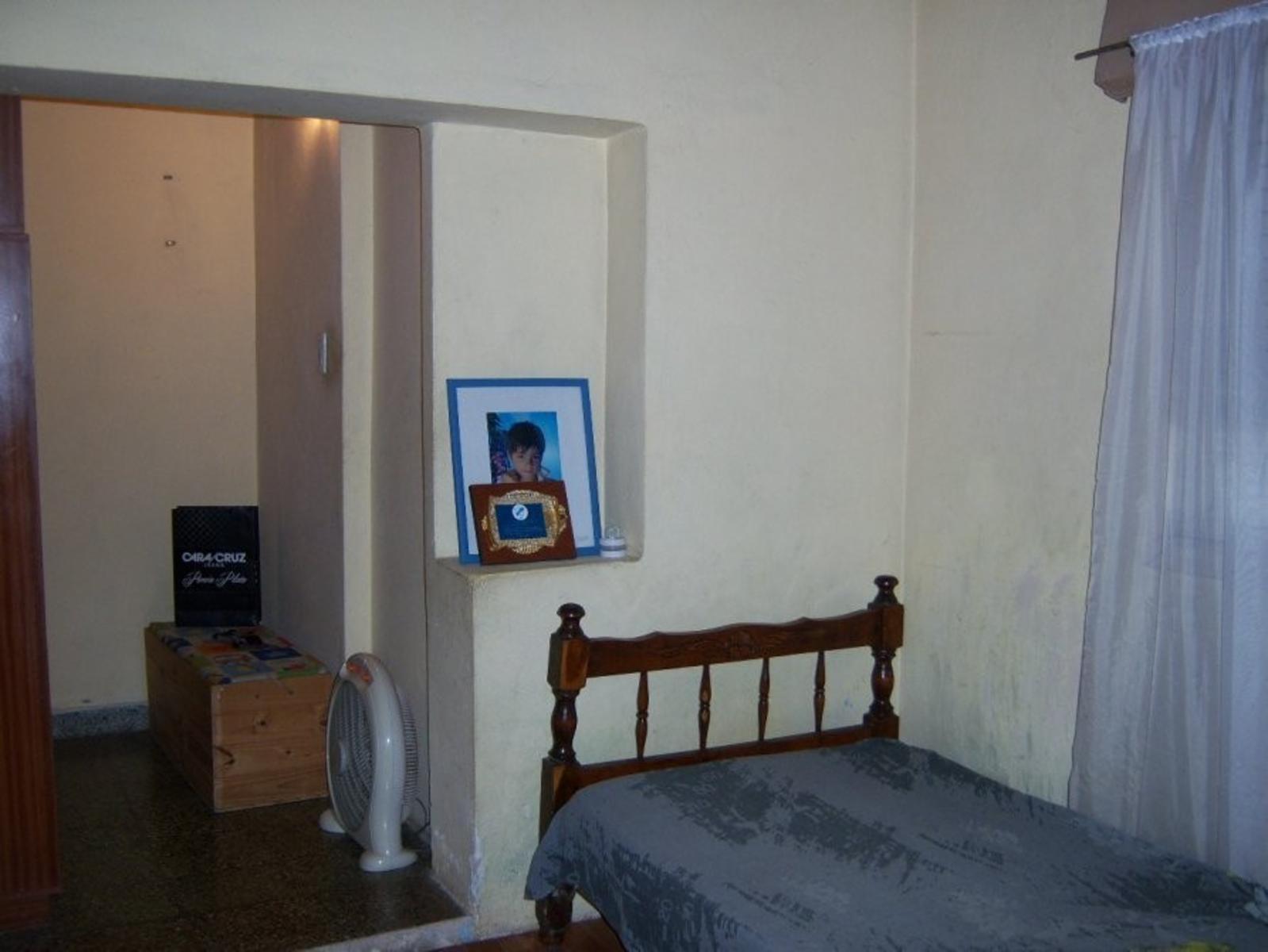 LA CALANDRIA 2436 · Lomas De Zamora — foto 3