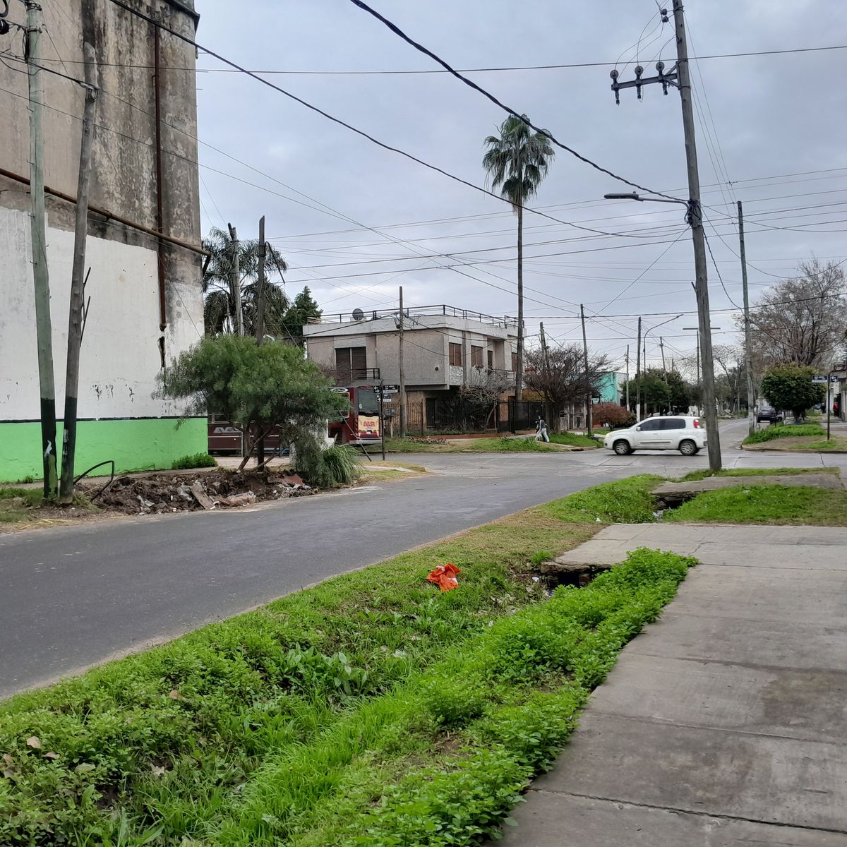 ERIKCSON 100 · Lomas De Zamora — foto 4