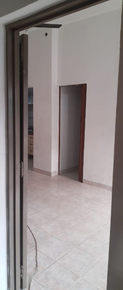 Gutierrez 379 · Morón — foto 4