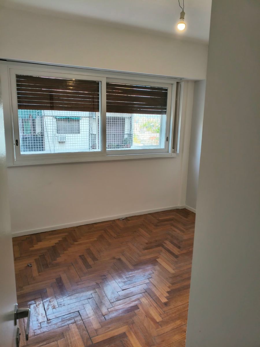 SAN NICOLAS 400 · Floresta — foto 9
