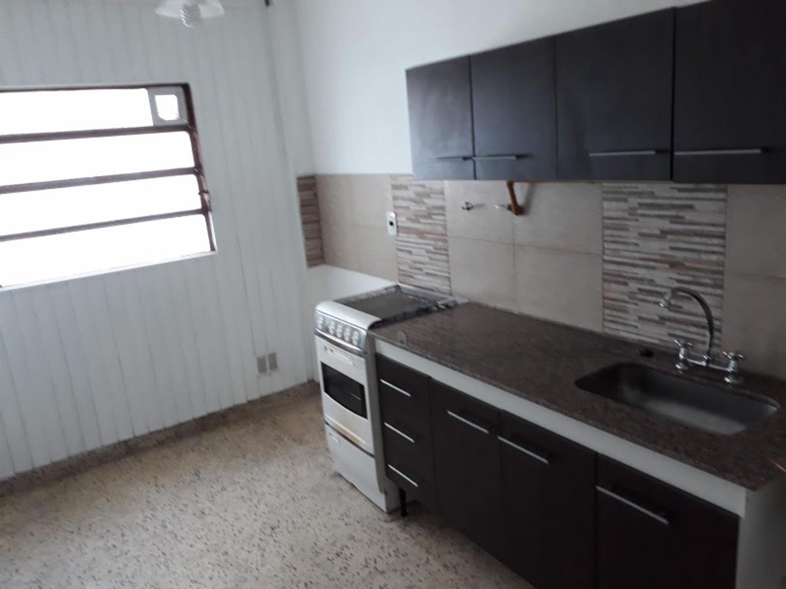 VILLA BOSCH DEPARTAMENTO DE TRES AMBIENTES BAJAS EXPENSAS.