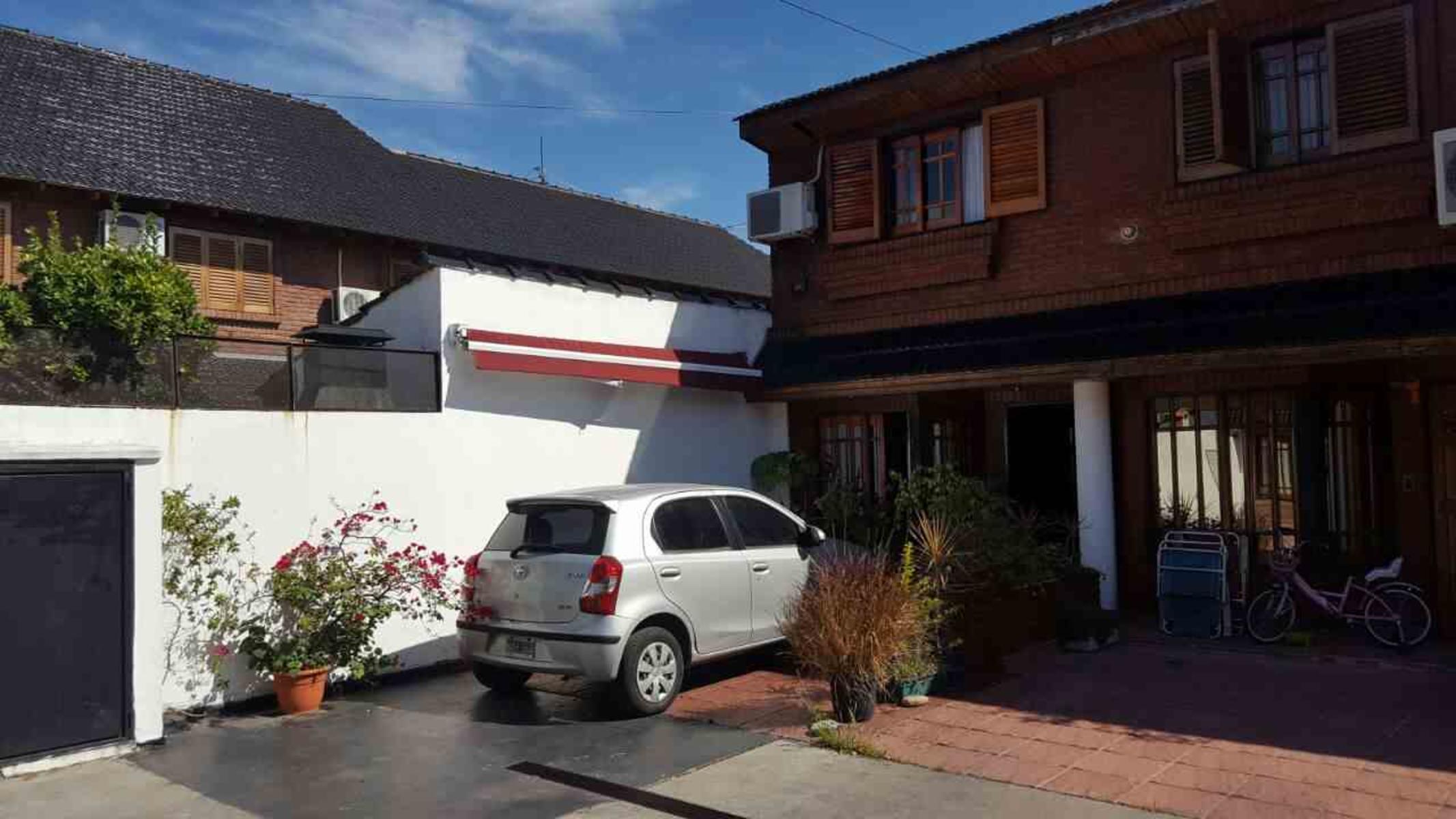José M Moreno 1100 · Morón — foto 3