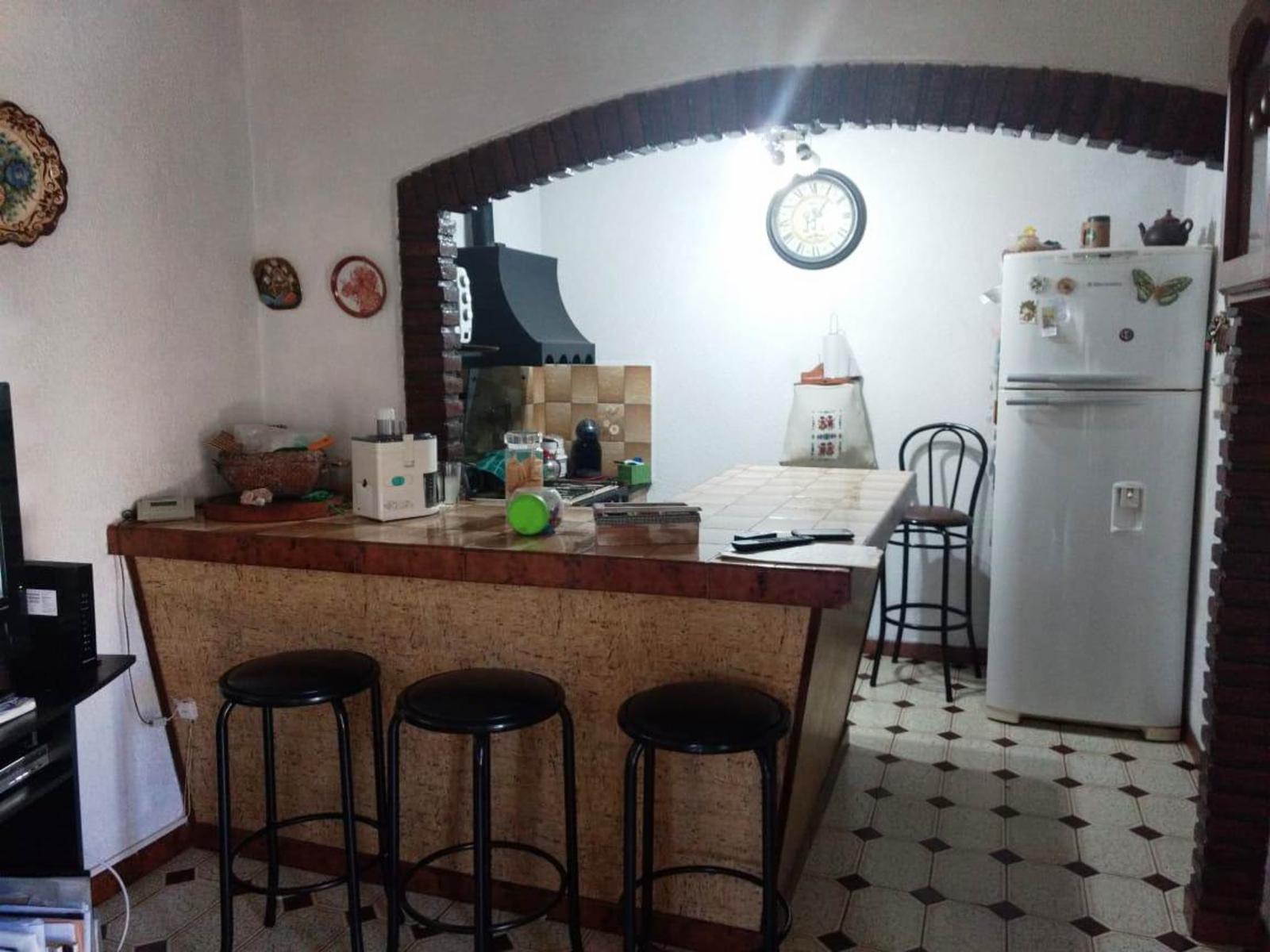 GELLY Y OBES Nº 1156 · Morón — foto 15