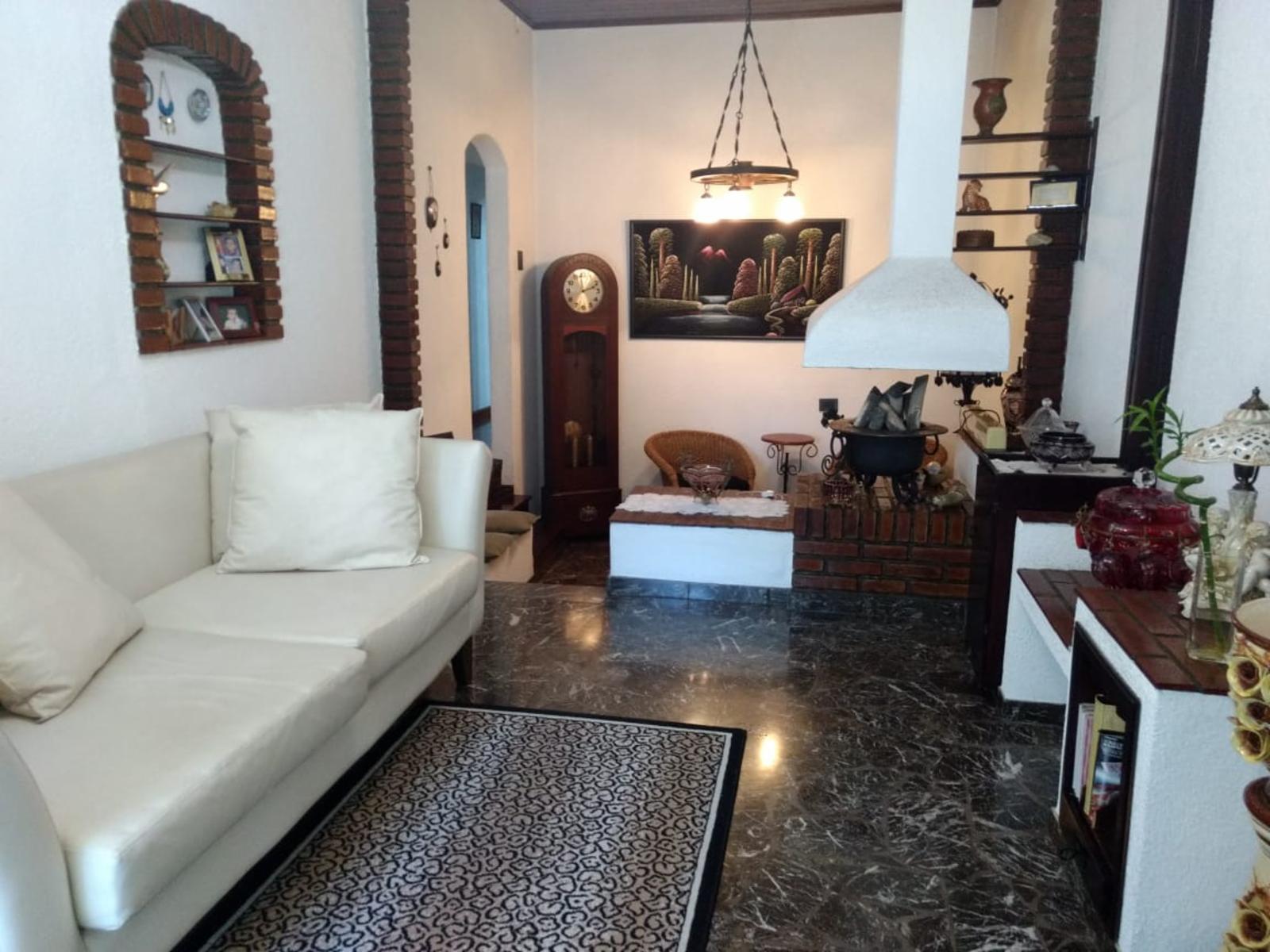 GELLY Y OBES Nº 1156 · Morón — foto 3