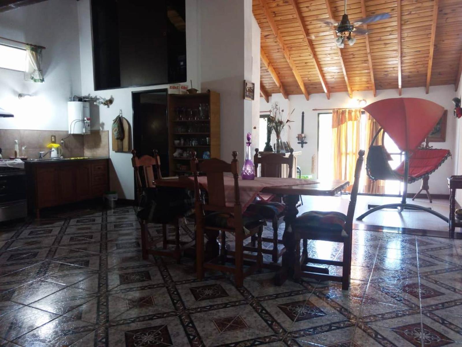 GELLY Y OBES Nº 1156 · Morón — foto 28
