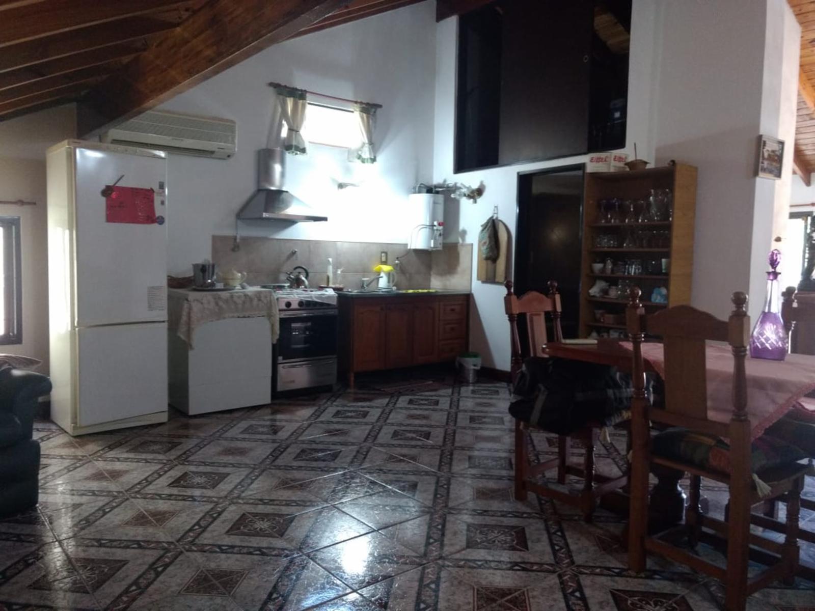 GELLY Y OBES Nº 1156 · Morón — foto 29
