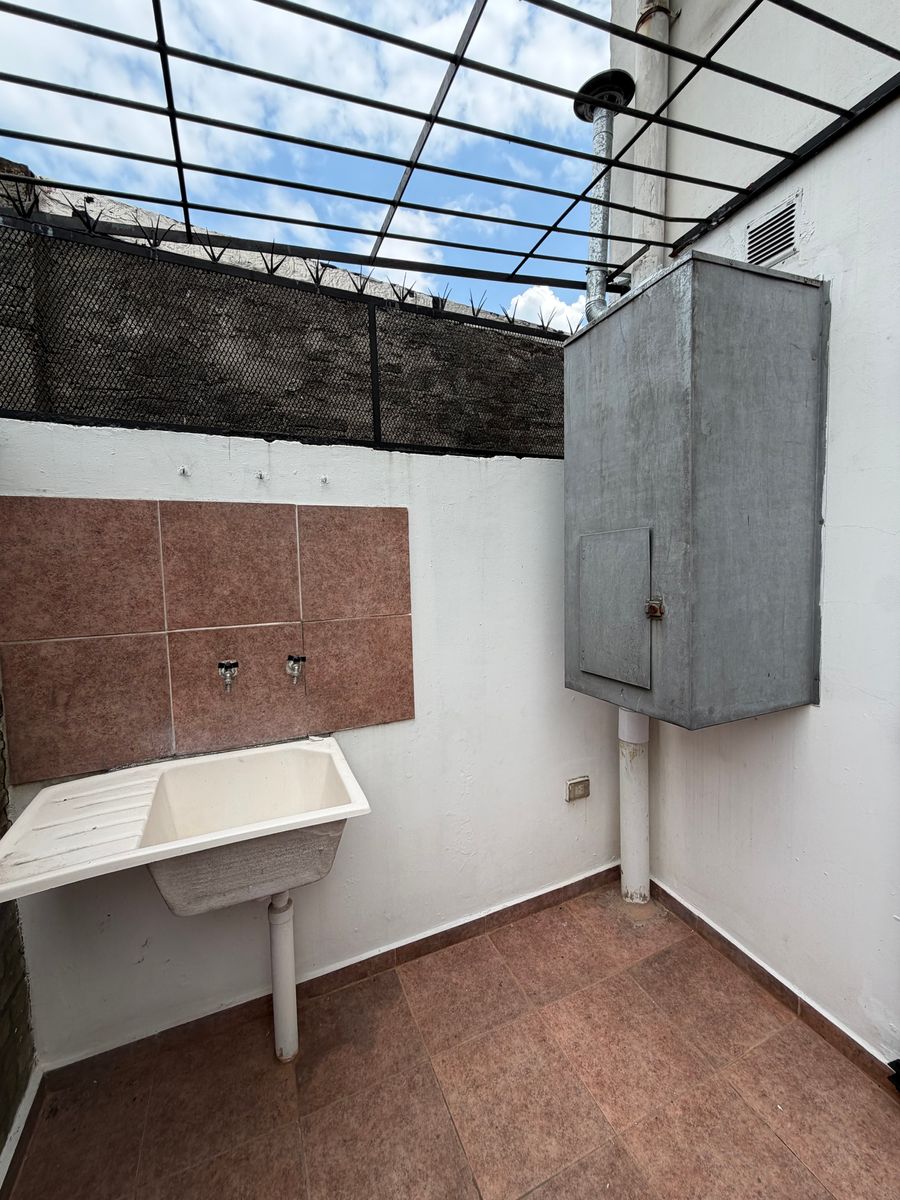 CONCEPCION ARENAL 2858 · Hurlingham — foto 9