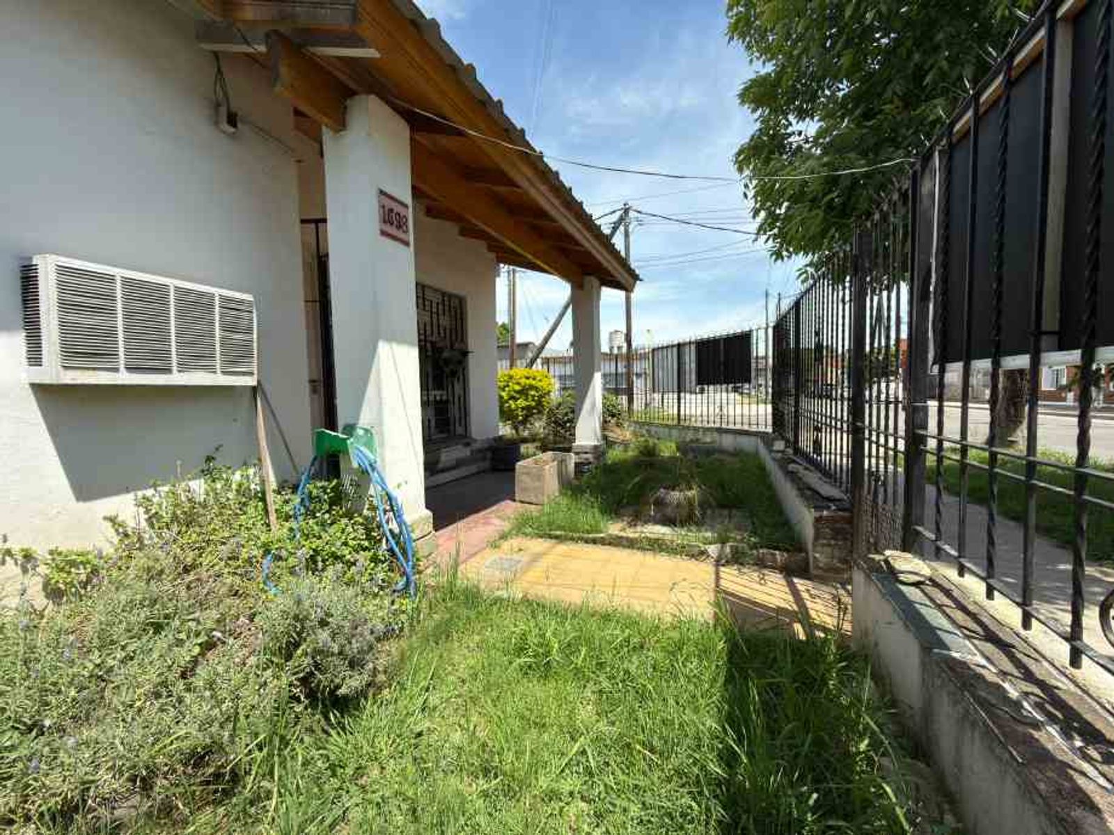 Arenales 1698 · Morón — foto 3