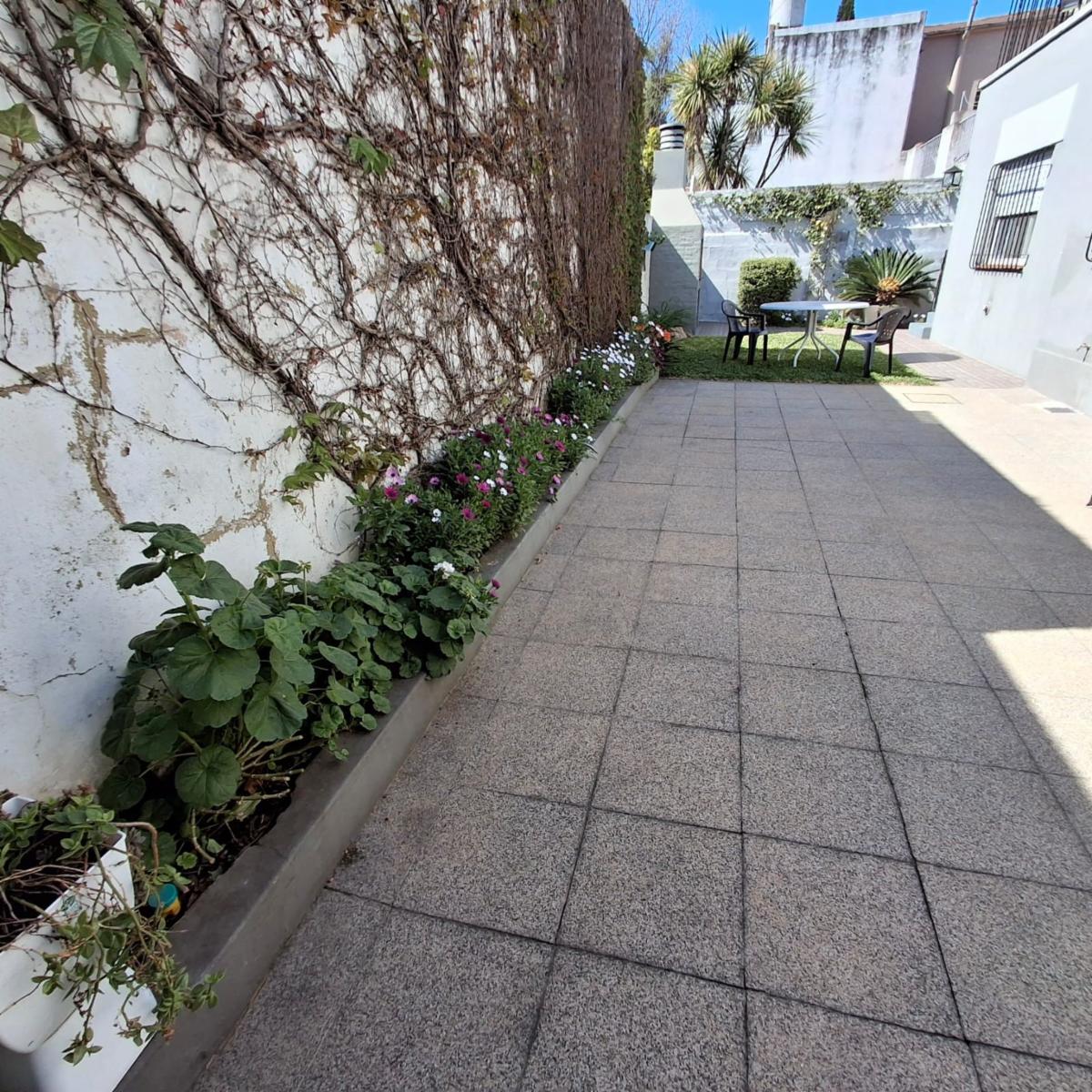 Riobamba 400 · Lomas De Zamora — foto 3