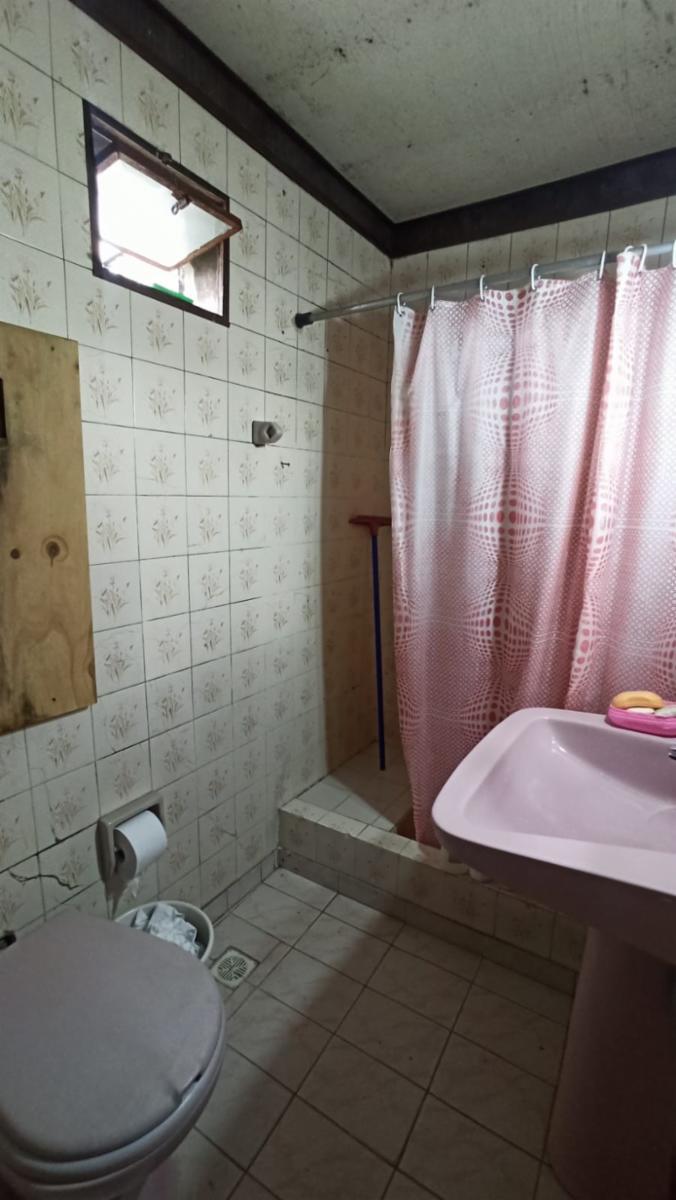 MANUELA PEDRAZA 2131 · Lanús — foto 9