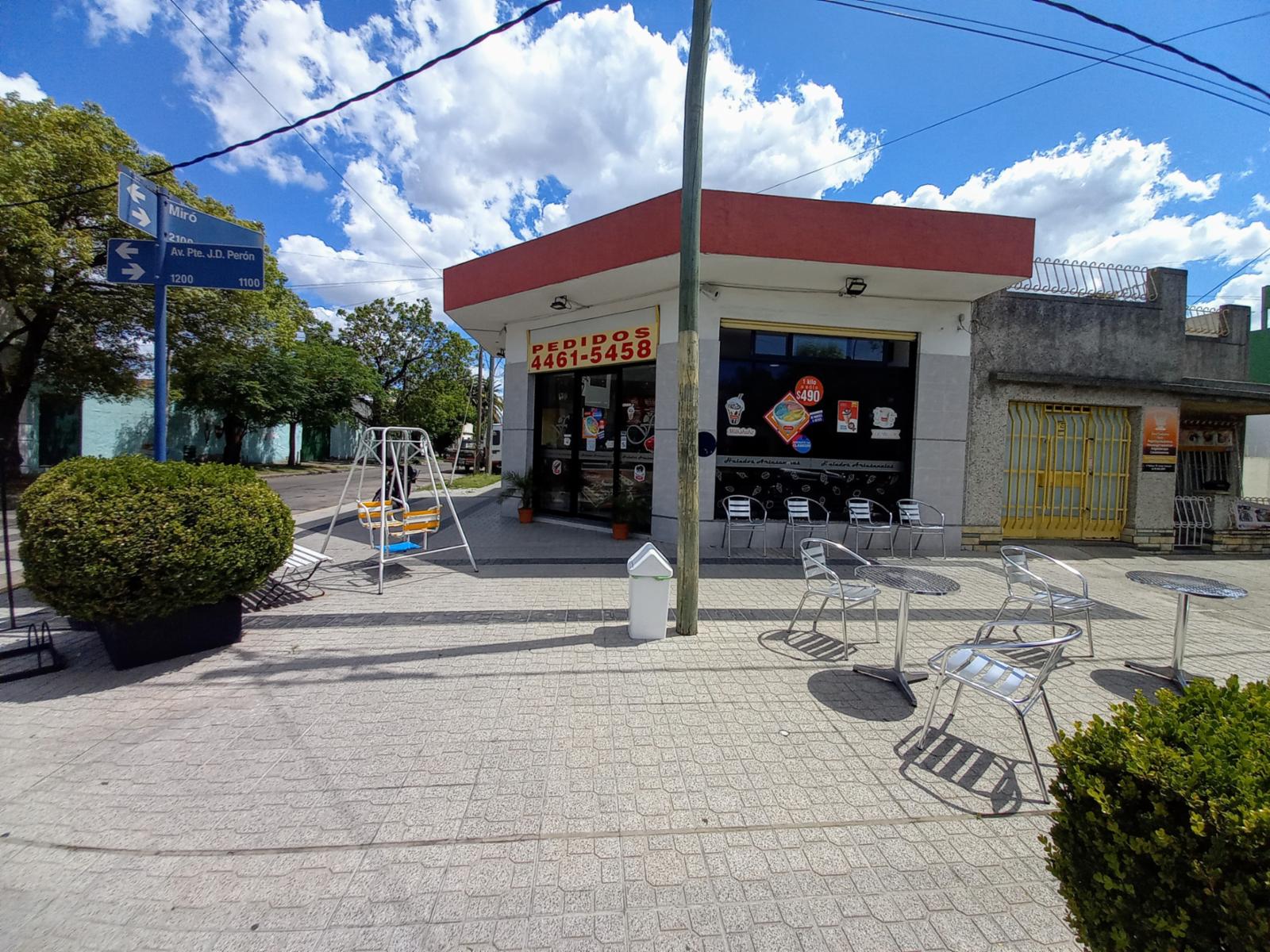Juan Peron 1007 · La Matanza — foto 3