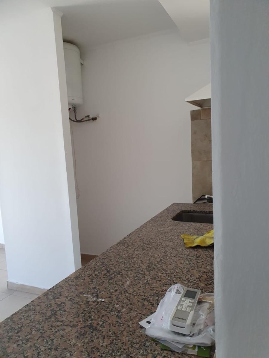M. Lainez 1581 · Morón — foto 4