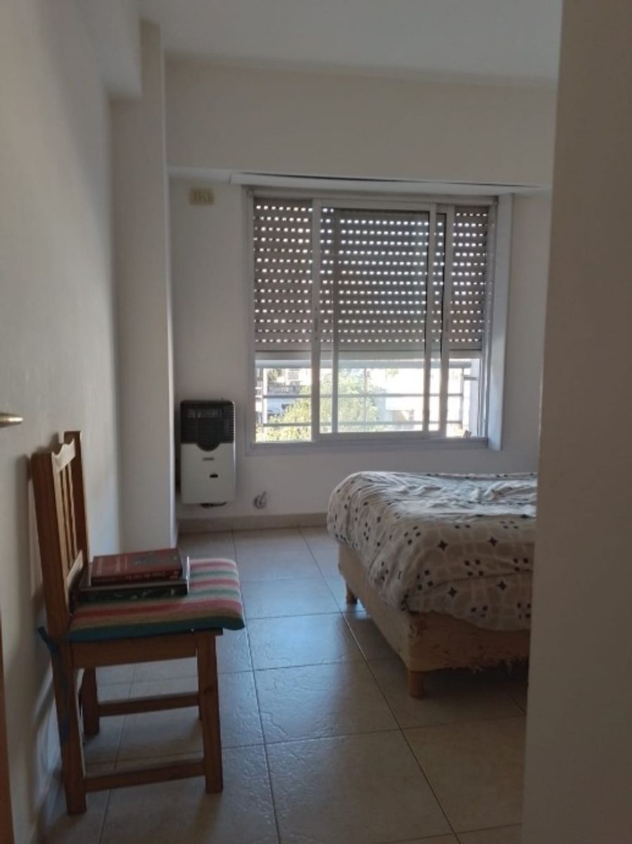 Machado 1048 · Morón — foto 14