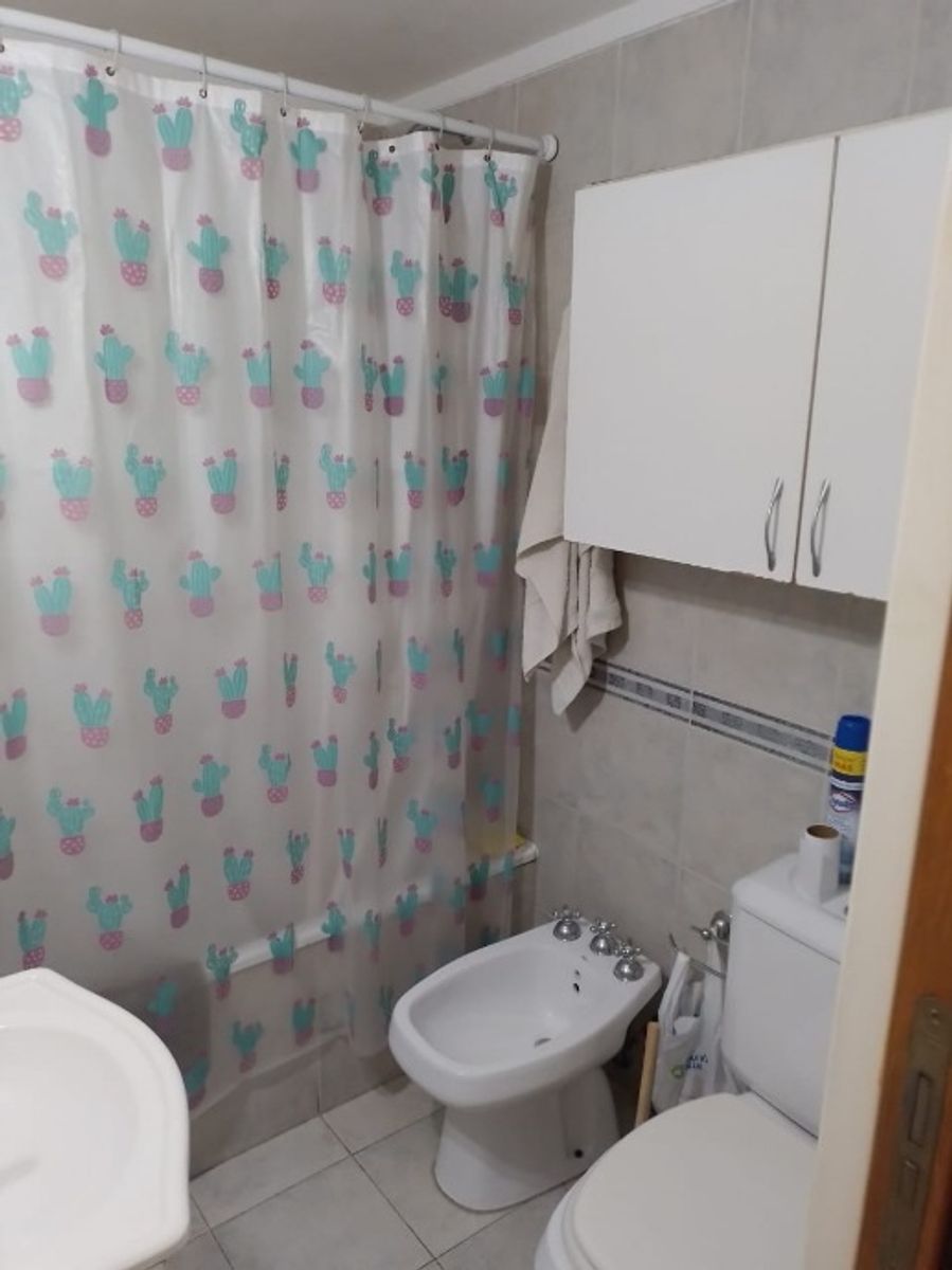 Machado 1048 · Morón — foto 10