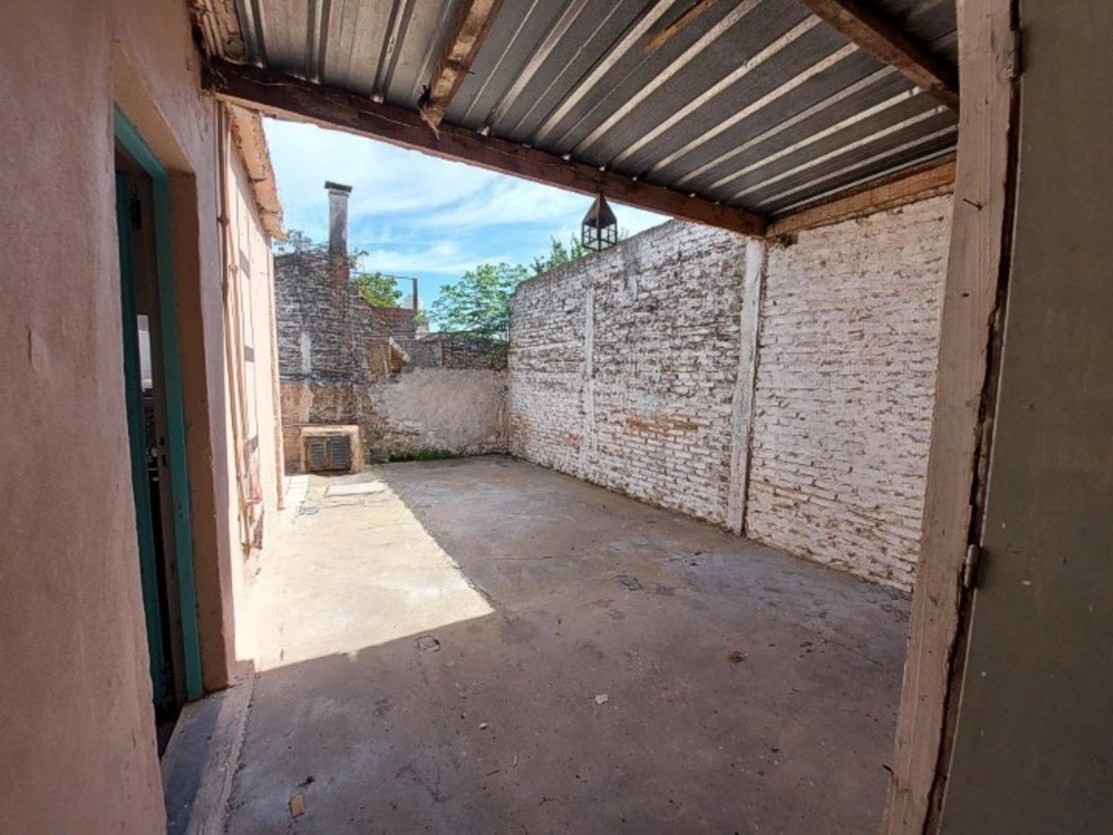 Adolfo Sourdeaux 1526 · Morón — foto 4