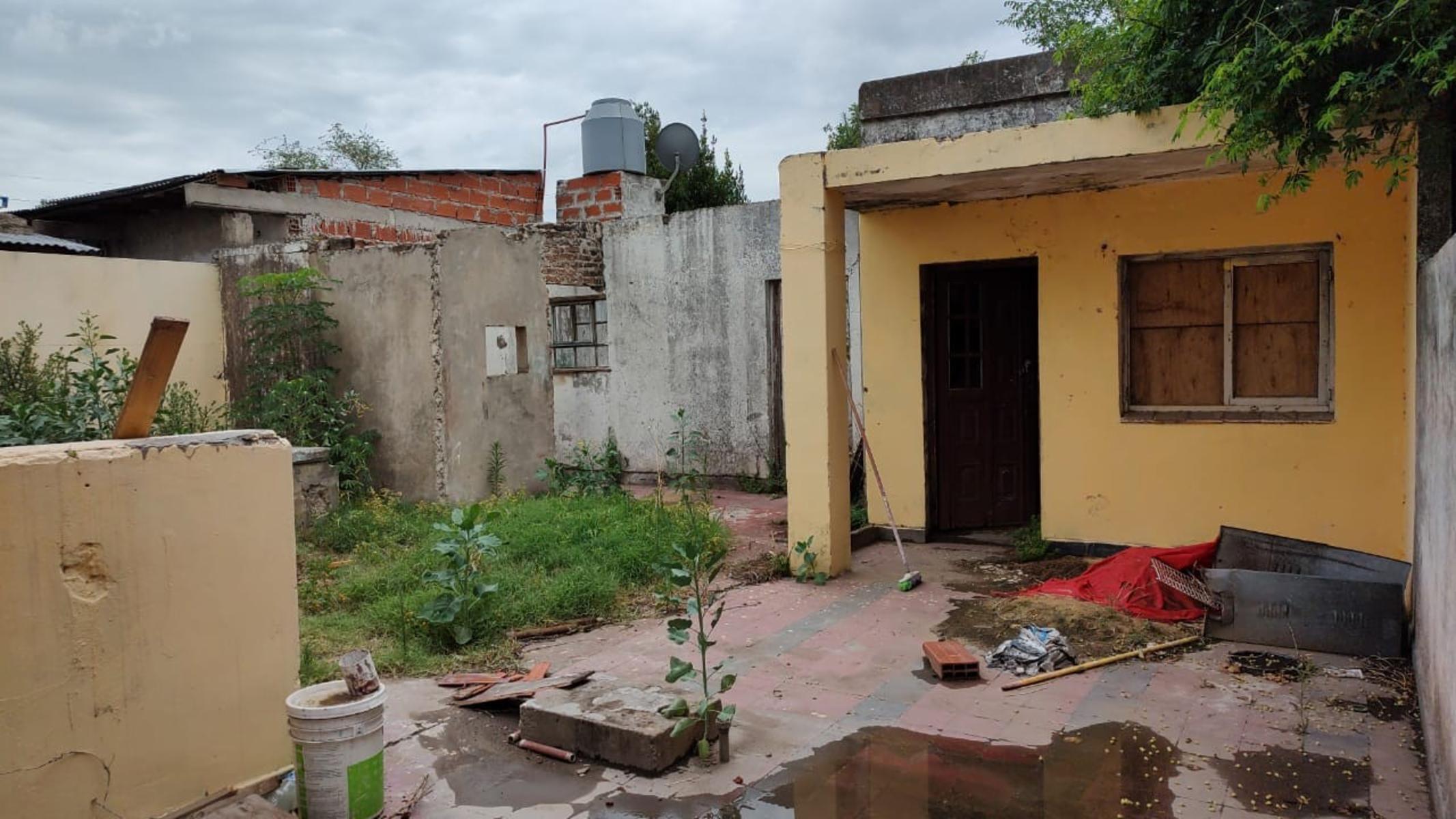 Eva Perón 1438 · Almirante Brown — foto 8