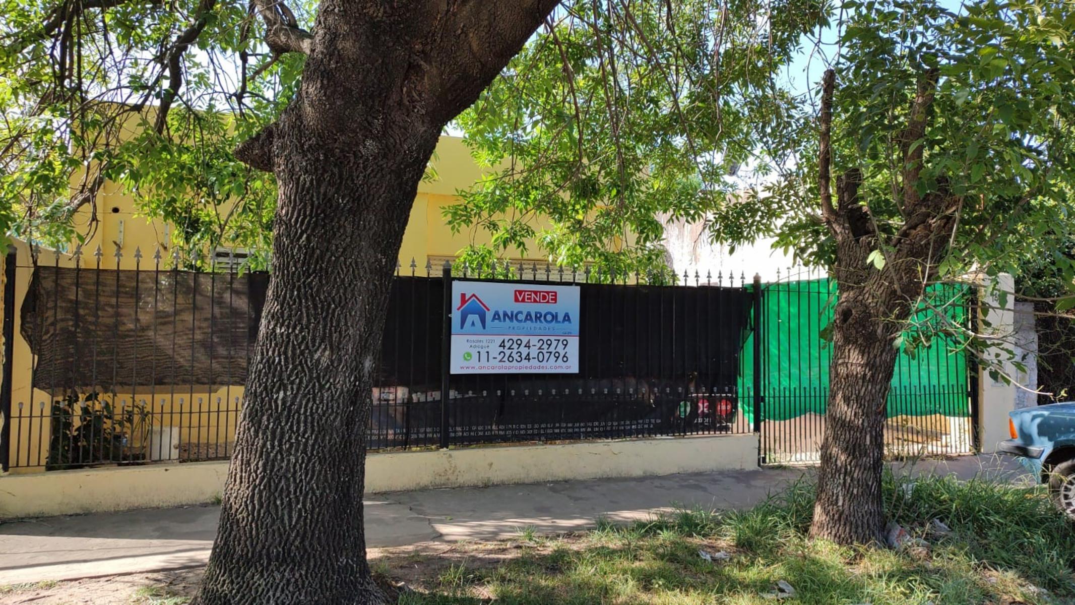 Eva Perón 1438 · Almirante Brown — foto 9