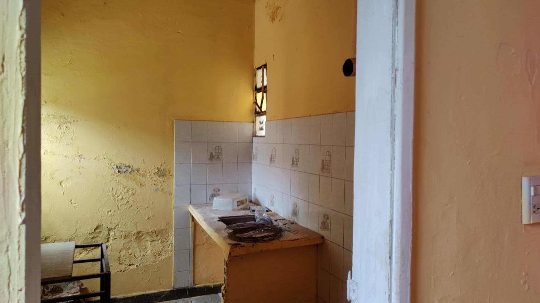 Eva Perón 1438 · Almirante Brown — foto 10