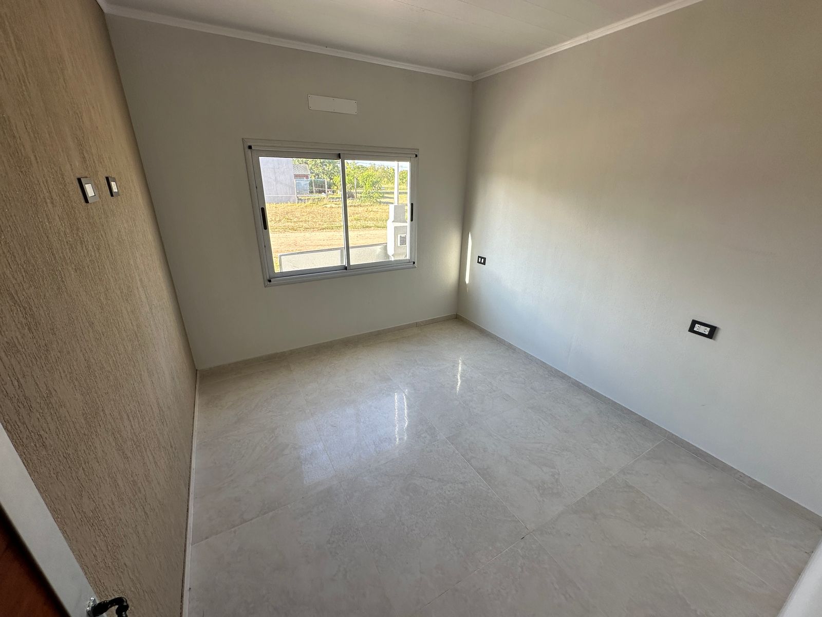 Casa a estrenar de 3 dormitorios - Zona Termas - San Jose