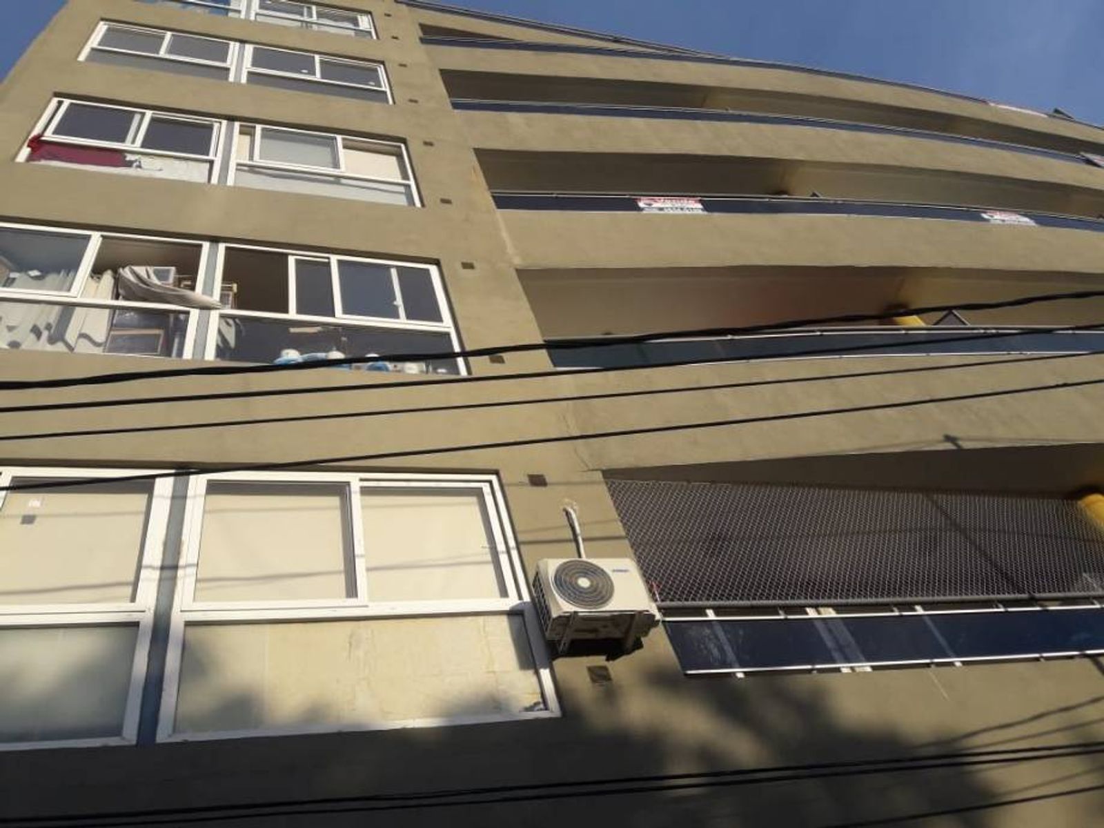 Casullo 40 · Morón — foto 3