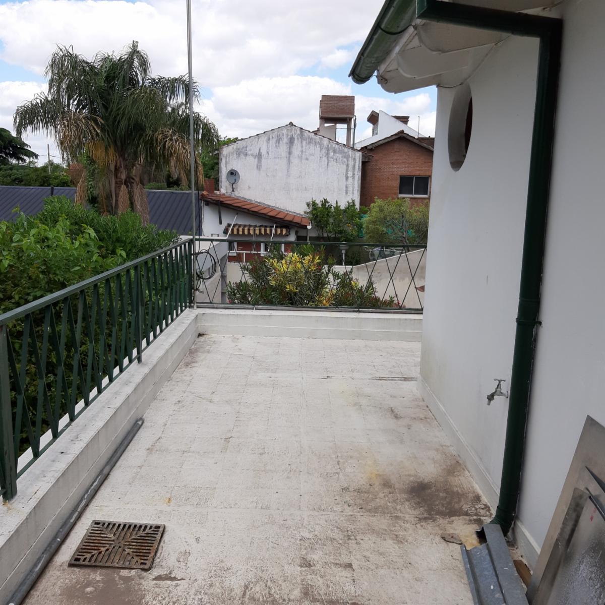 Año 1852 al 100 · Morón — foto 11